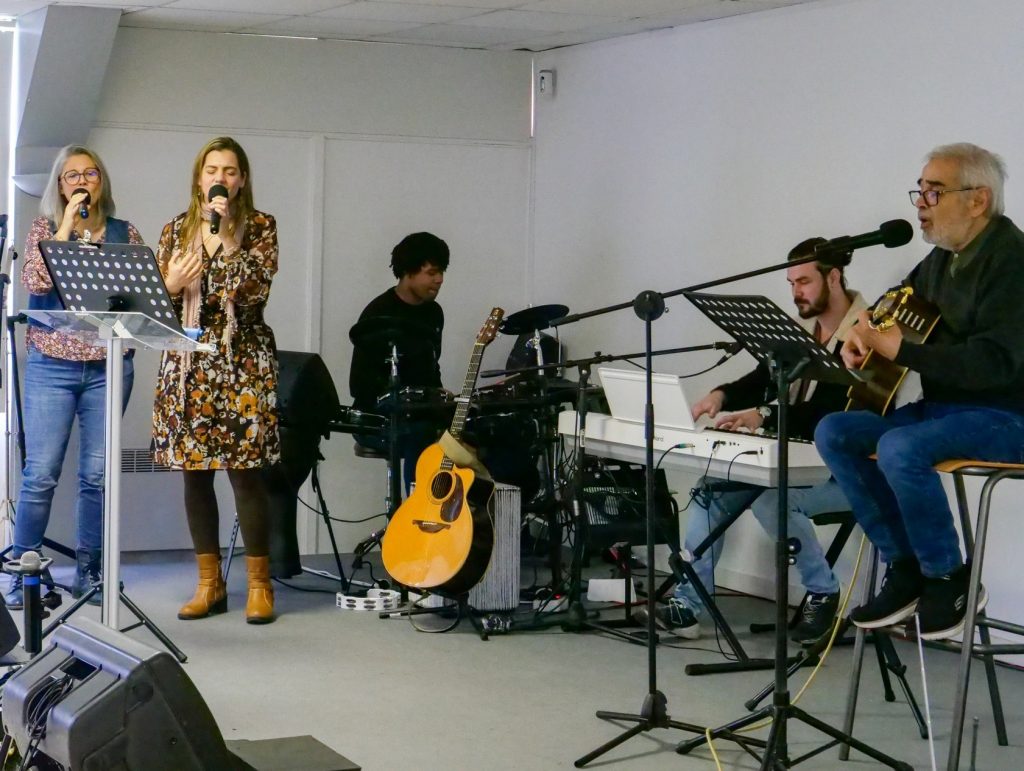 louange culte latresne bordeaux 33